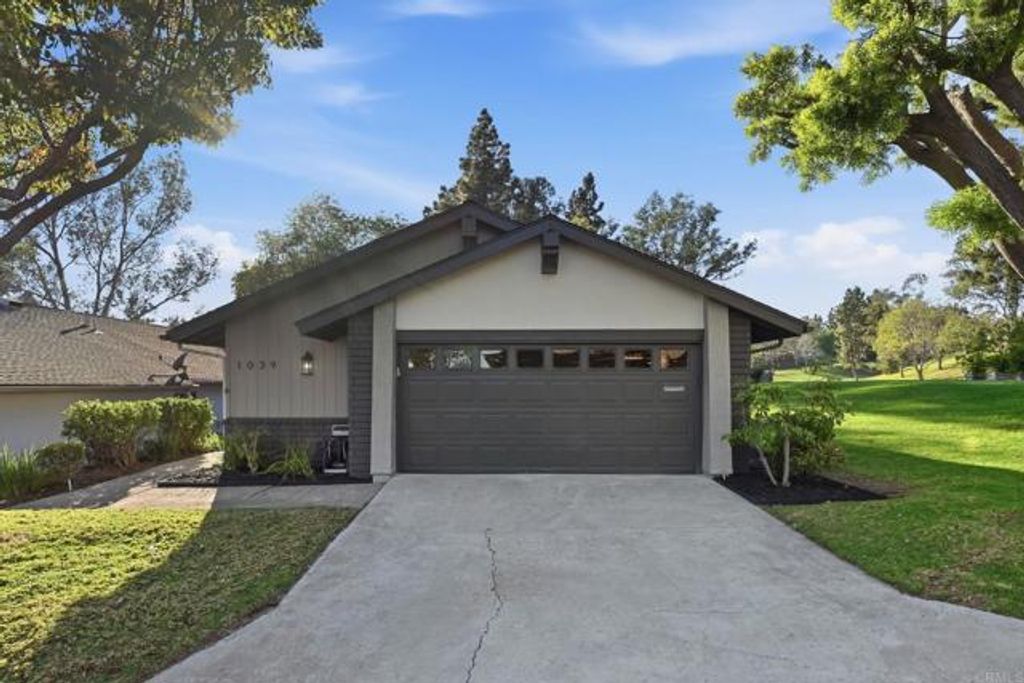 1039 La Casa Drive, San Marcos, CA 92078
