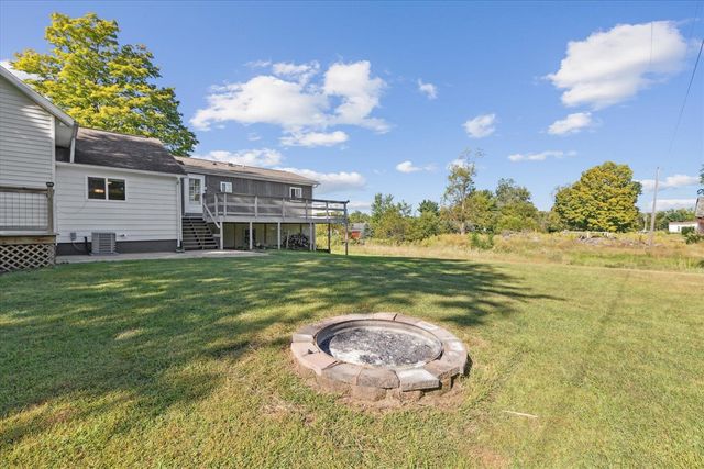 8590 Greenfield Highway, Bellevue, MI 49021
