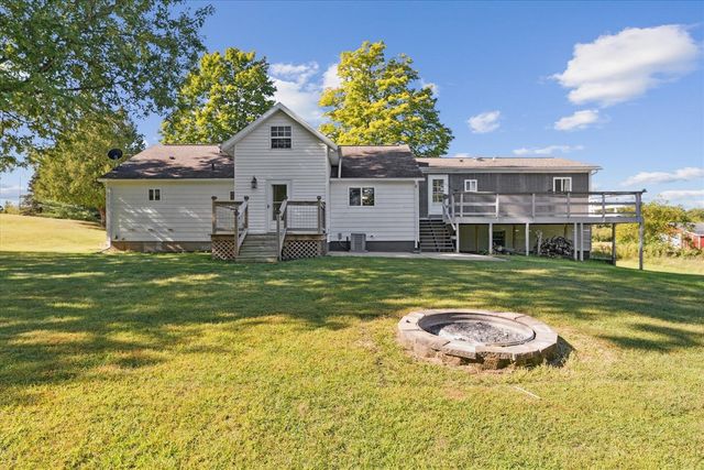 8590 Greenfield Highway, Bellevue, MI 49021