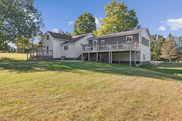 8590 Greenfield Highway, Bellevue, MI 49021