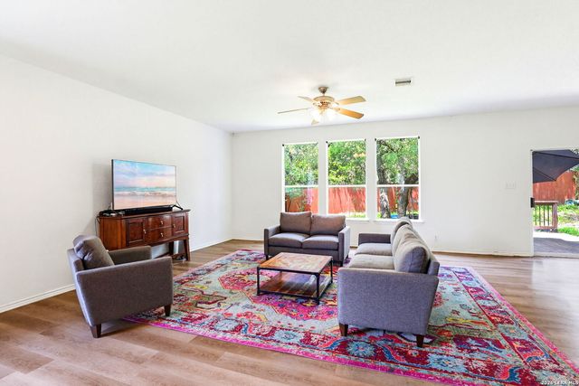 25023 COOPER CIR, San Antonio, TX 78255