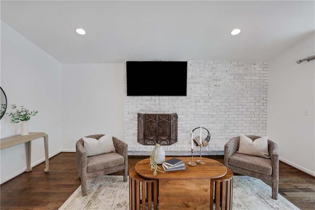 1572 Bubbling Creek NE Road, Brookhaven, GA 30319