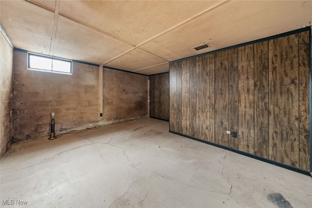 2934 Brunswick Road, Youngstown, OH 44511