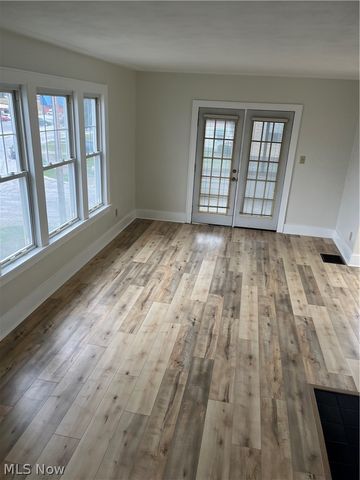 201 Hollywood Boulevard, Steubenville, OH 43952