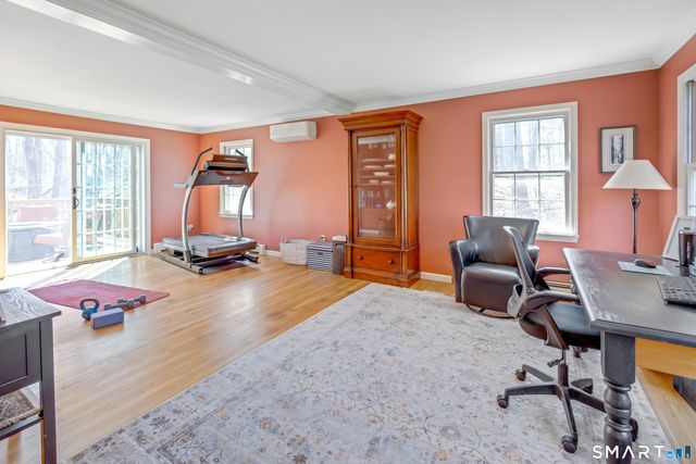 18 North Branch Road, Newtown, CT 06470