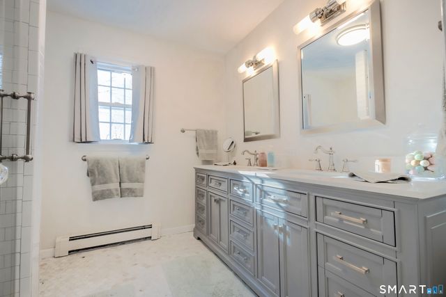 18 North Branch Road, Newtown, CT 06470