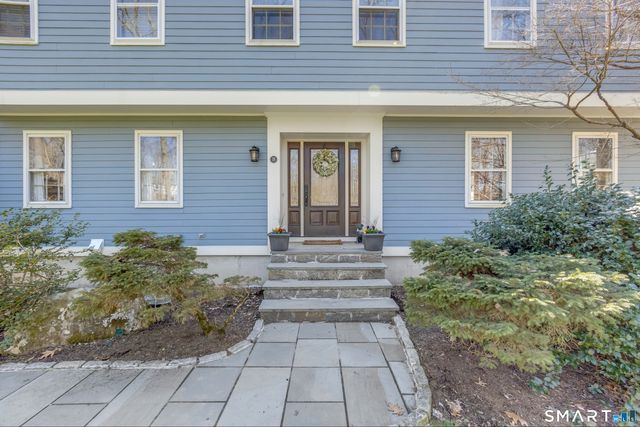 18 North Branch Road, Newtown, CT 06470