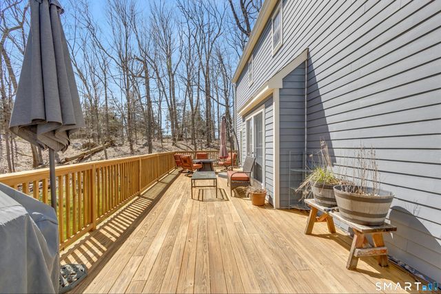 18 North Branch Road, Newtown, CT 06470