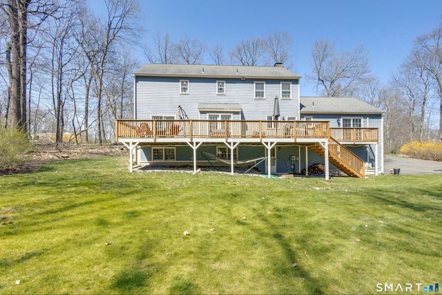 18 North Branch Road, Newtown, CT 06470