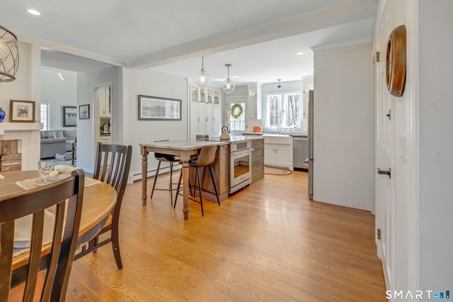 18 North Branch Road, Newtown, CT 06470