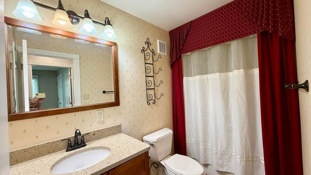 9755 N Country Club Road 9755 N Country Club Road, Piqua, OH 45356
