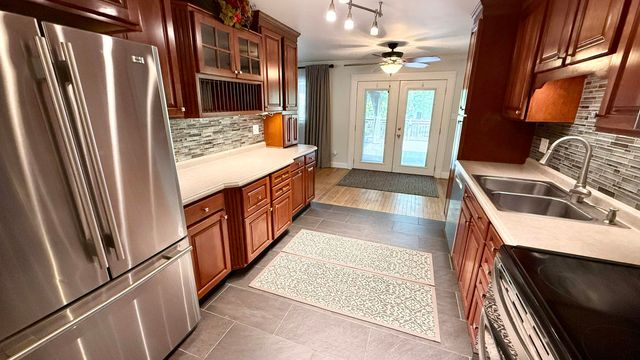 9755 N Country Club Road 9755 N Country Club Road, Piqua, OH 45356