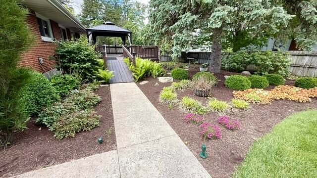 9755 N Country Club Road 9755 N Country Club Road, Piqua, OH 45356