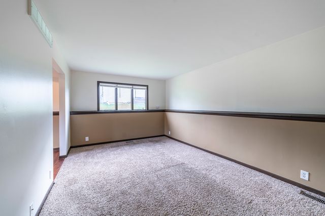 77 Joy Street 77, Sugar Grove, IL 60554