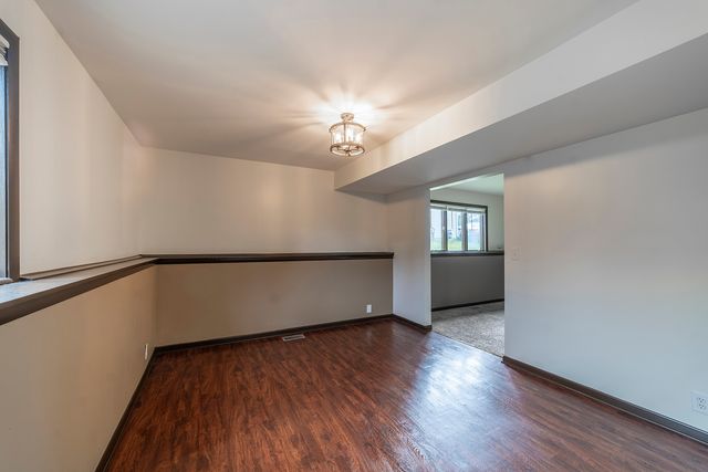 77 Joy Street 77, Sugar Grove, IL 60554
