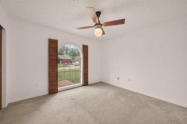 7102 Cerca Court, Houston, TX 77086