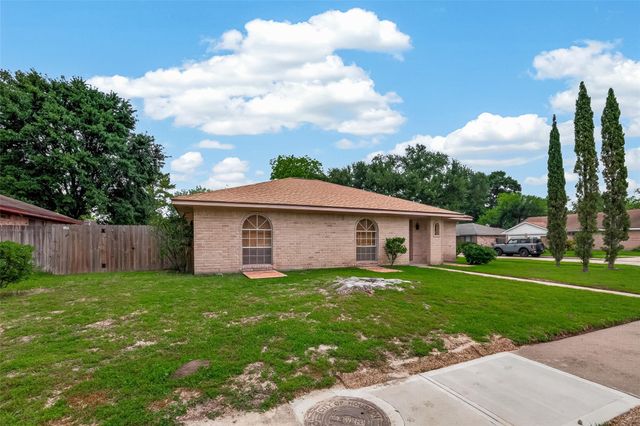 7102 Cerca Court, Houston, TX 77086
