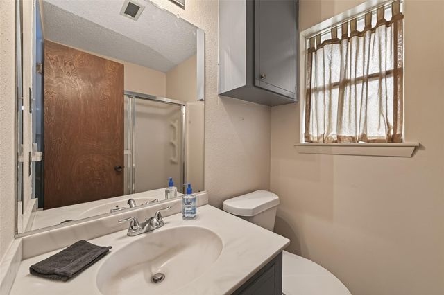7102 Cerca Court, Houston, TX 77086