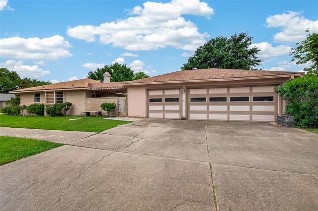 7102 Cerca Court, Houston, TX 77086