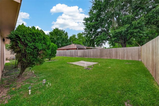 7102 Cerca Court, Houston, TX 77086