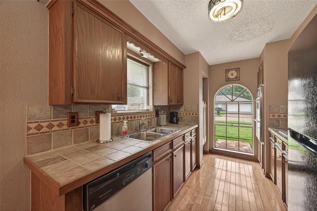 7102 Cerca Court, Houston, TX 77086