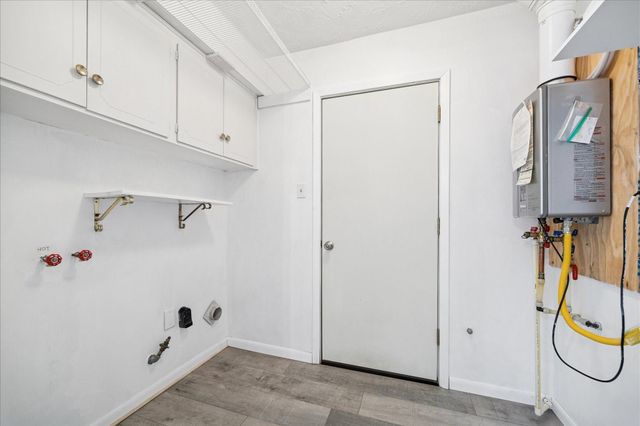 11302 Brook Meadows Lane, Meadows Place, TX 77477