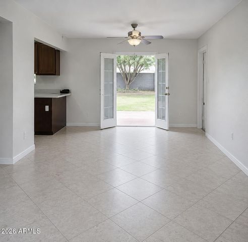 4326 E Glenrosa Avenue, Phoenix, AZ 85018