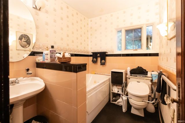 5005 E State Road 46, Bloomington, IN 47401