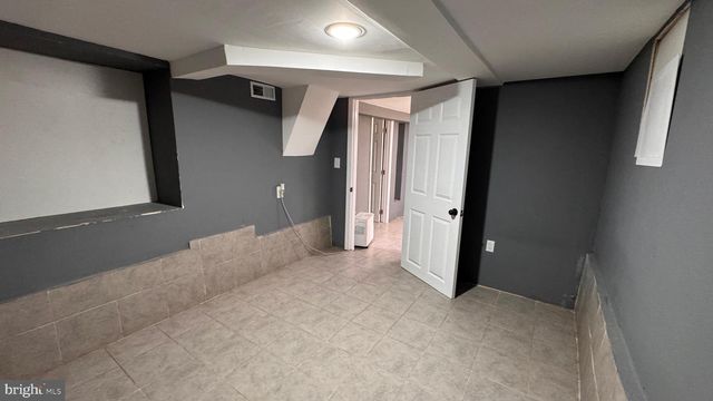 704 WATSON AVE, Winchester, VA 22601