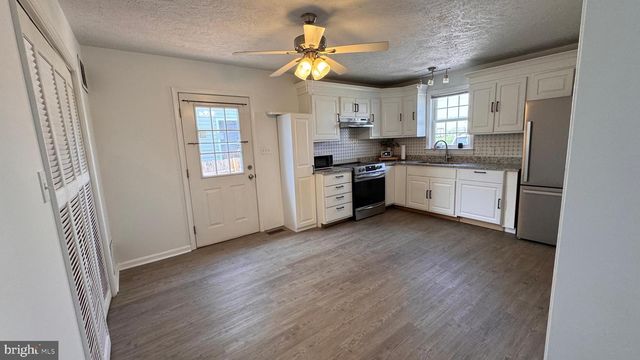 704 WATSON AVE, Winchester, VA 22601