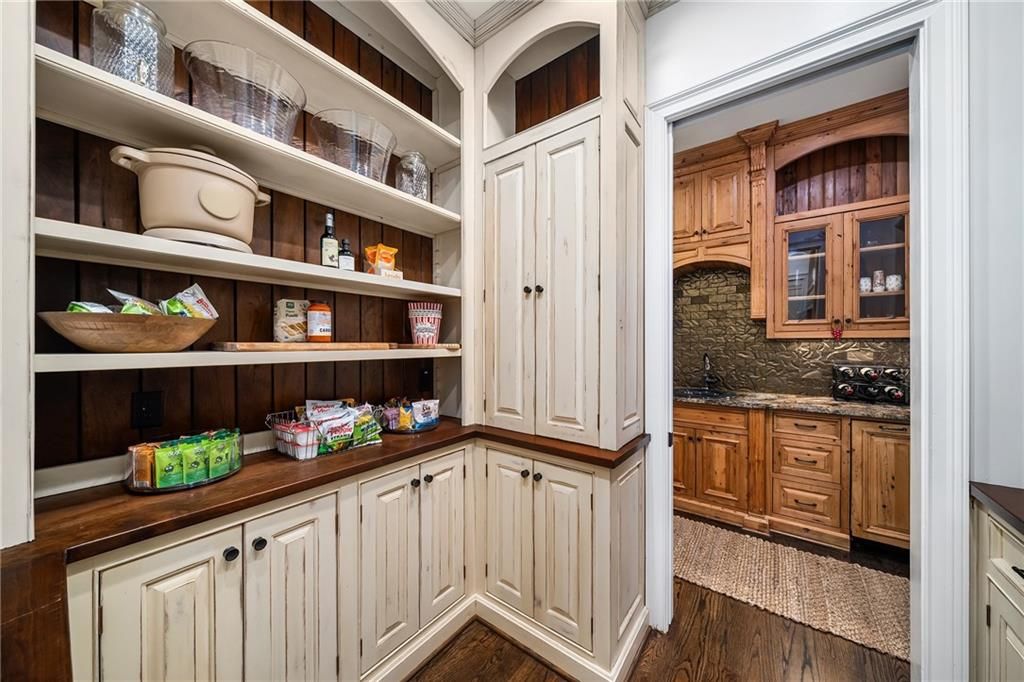 Image 28 of property listing at 13950 Haystack Lane, Milton, GA 30004