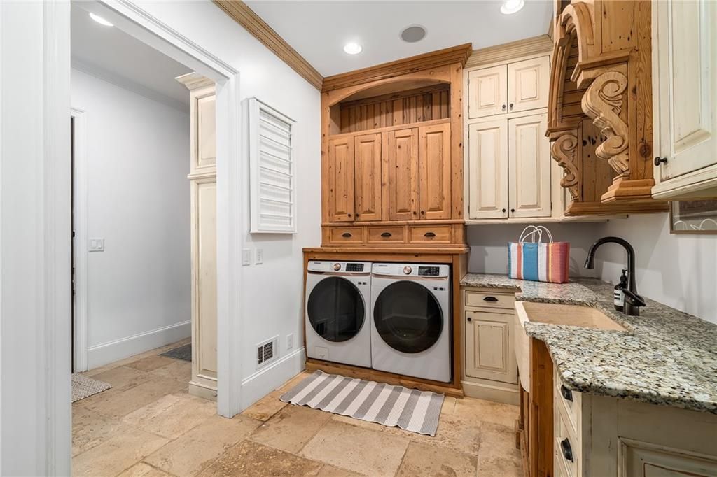 Image 29 of property listing at 13950 Haystack Lane, Milton, GA 30004