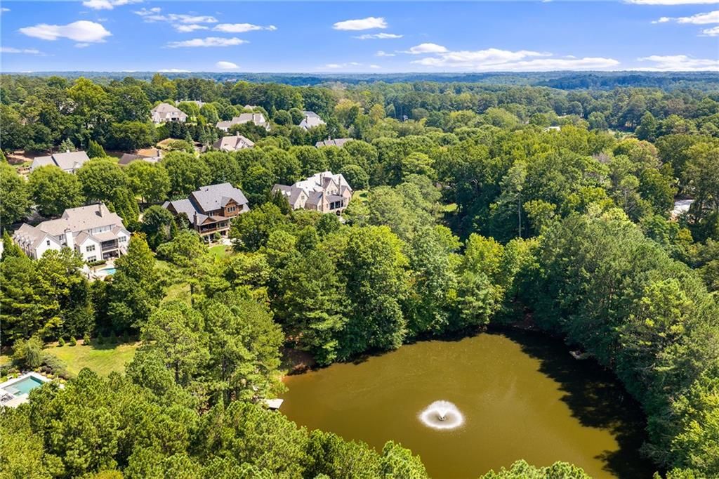 Image 3 of property listing at 13950 Haystack Lane, Milton, GA 30004