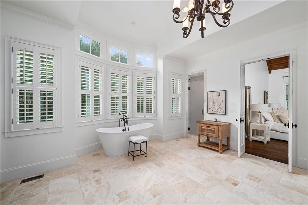 Image 36 of property listing at 13950 Haystack Lane, Milton, GA 30004
