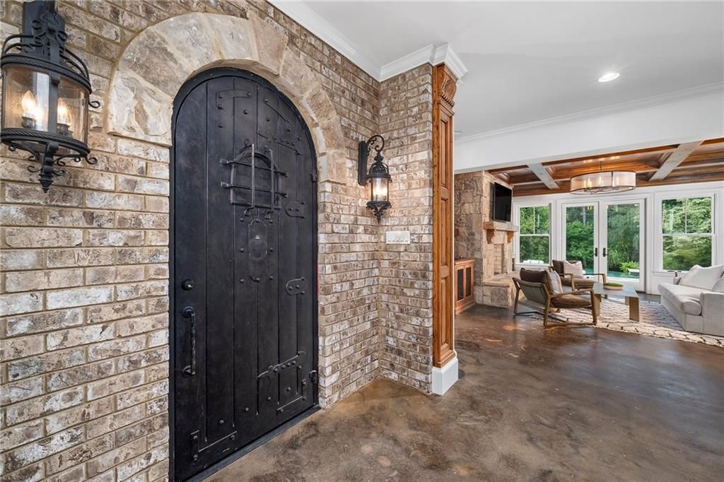 Image 43 of property listing at 13950 Haystack Lane, Milton, GA 30004