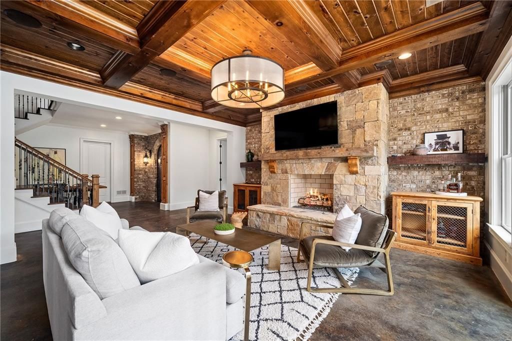 Image 50 of property listing at 13950 Haystack Lane, Milton, GA 30004