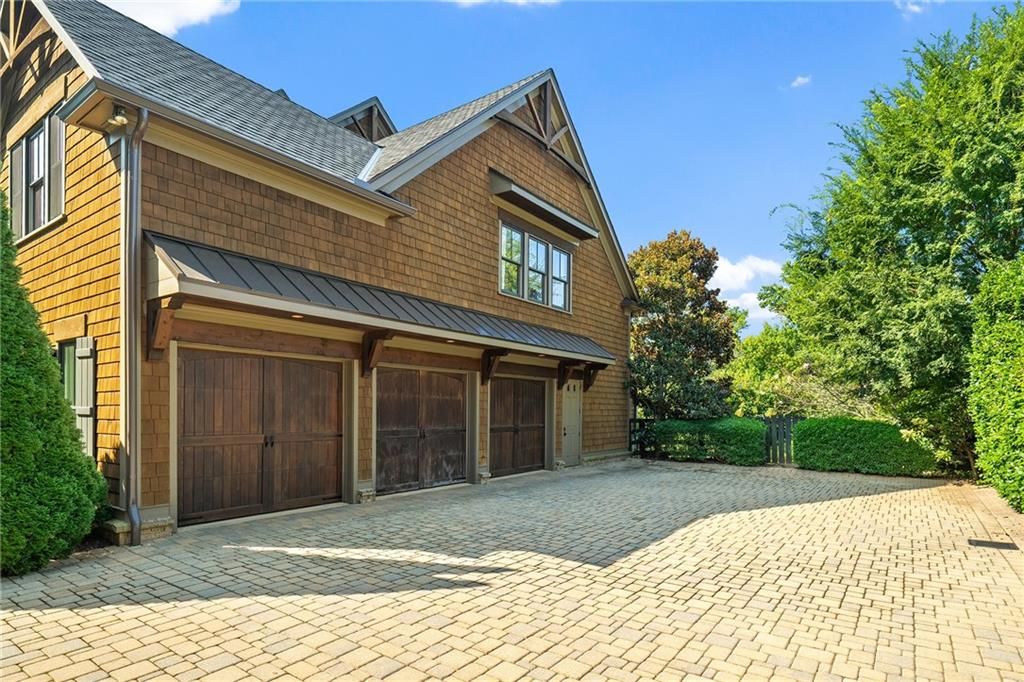 Image 90 of property listing at 13950 Haystack Lane, Milton, GA 30004