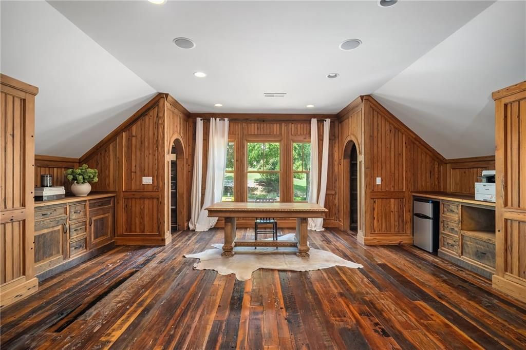 Image 93 of property listing at 13950 Haystack Lane, Milton, GA 30004