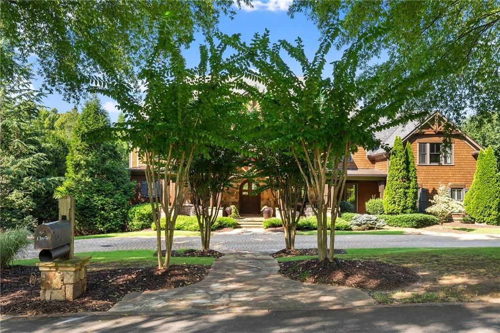 Image 97 of property listing at 13950 Haystack Lane, Milton, GA 30004