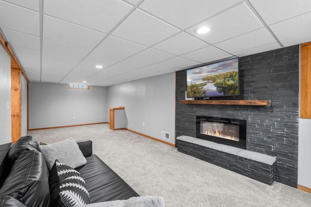 3045 Brunswick Avenue S, Saint Louis Park, MN 55416