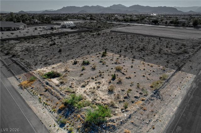 Maggie Ave Avenue, Las Vegas, NV 89143