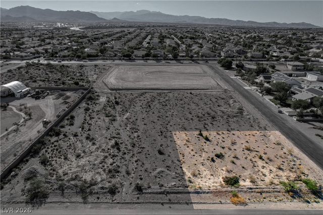 Maggie Ave Avenue, Las Vegas, NV 89143