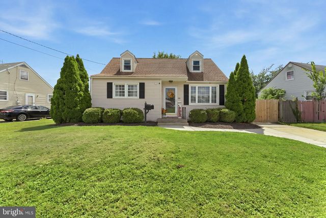 512 CLOVERDALE RD, Blackwood, NJ 08012