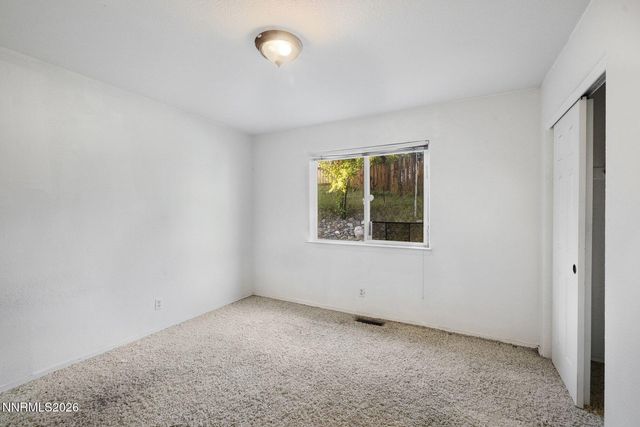 984 Hilltop Drive, Carson City, NV 89705