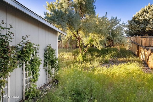 984 Hilltop Drive, Carson City, NV 89705