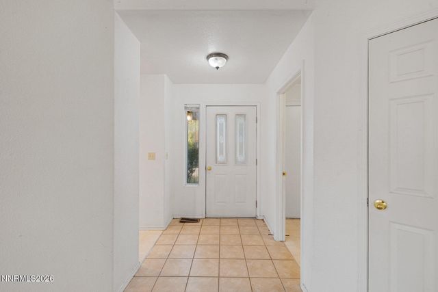 984 Hilltop Drive, Carson City, NV 89705