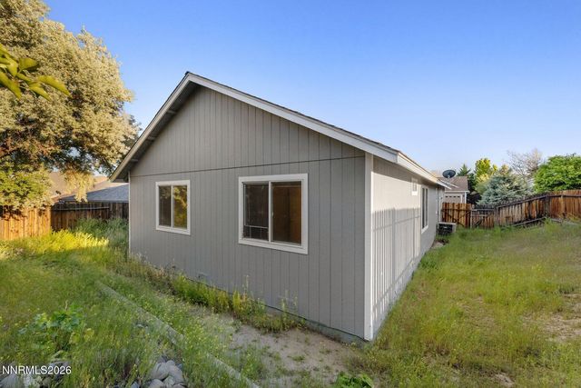 984 Hilltop Drive, Carson City, NV 89705