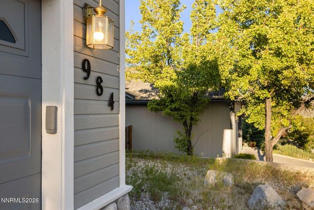 984 Hilltop Drive, Carson City, NV 89705