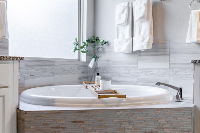 20524 Fairleaf ST, Pflugerville, TX 78660