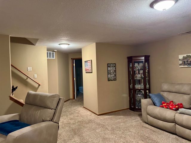 2636 E Keys Ct, Derby, KS 67037